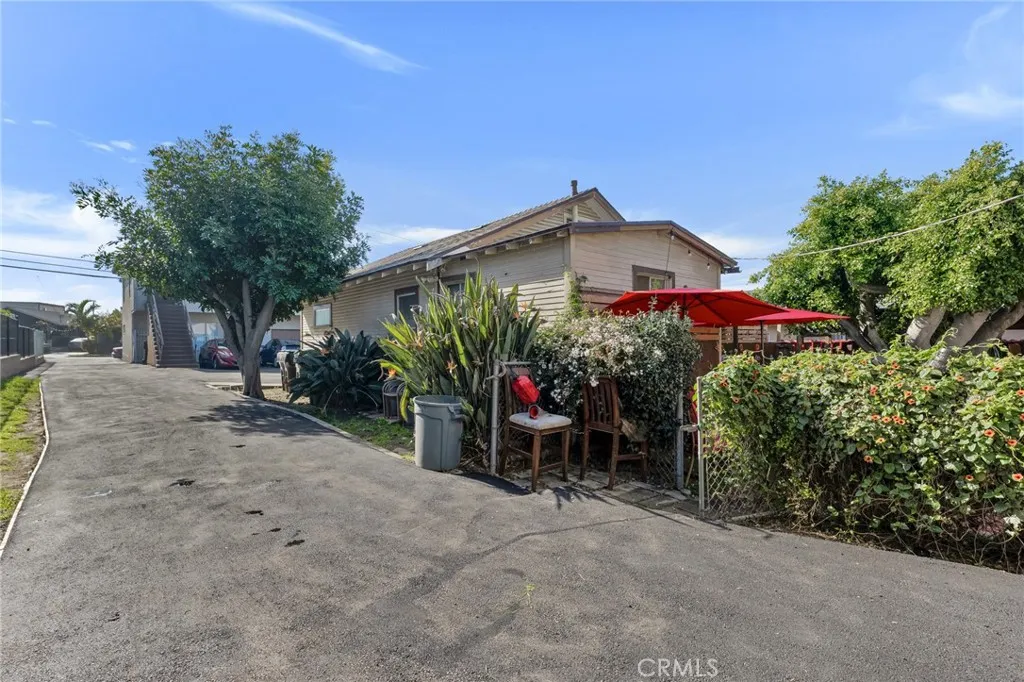 213 E Hazel, Inglewood, California 90302 home-pic-23