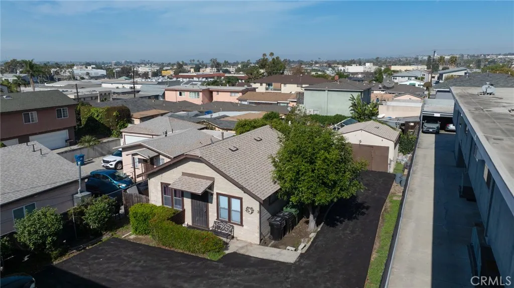 213 E Hazel, Inglewood, California 90302 home-pic-24