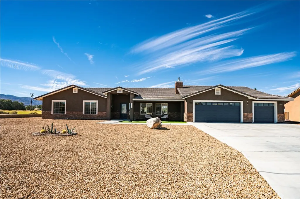 4694 Saddlehorn, 29 Palms, California 92277 home-pic-6