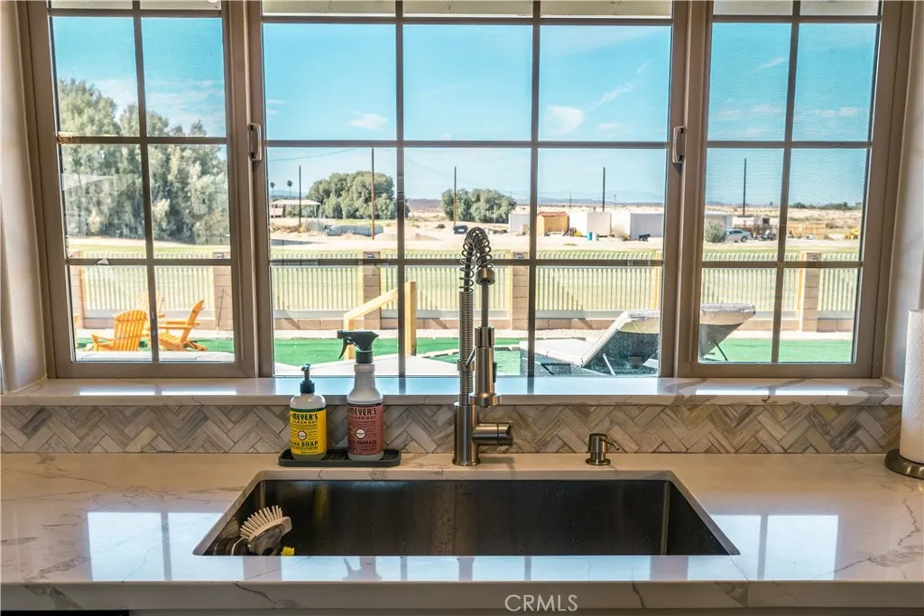4694 Saddlehorn, 29 Palms, California 92277 home-pic-24