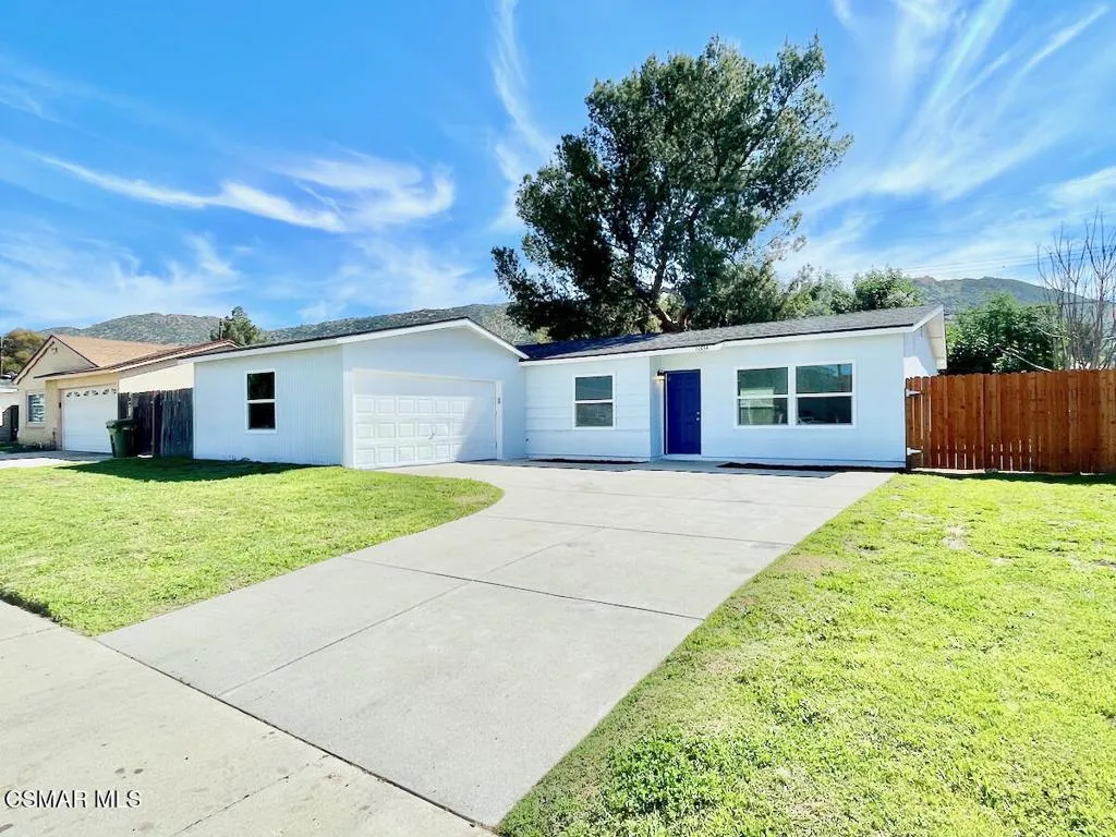6334 Caroline Avenue, Simi Valley, California 93063 home-pic-1