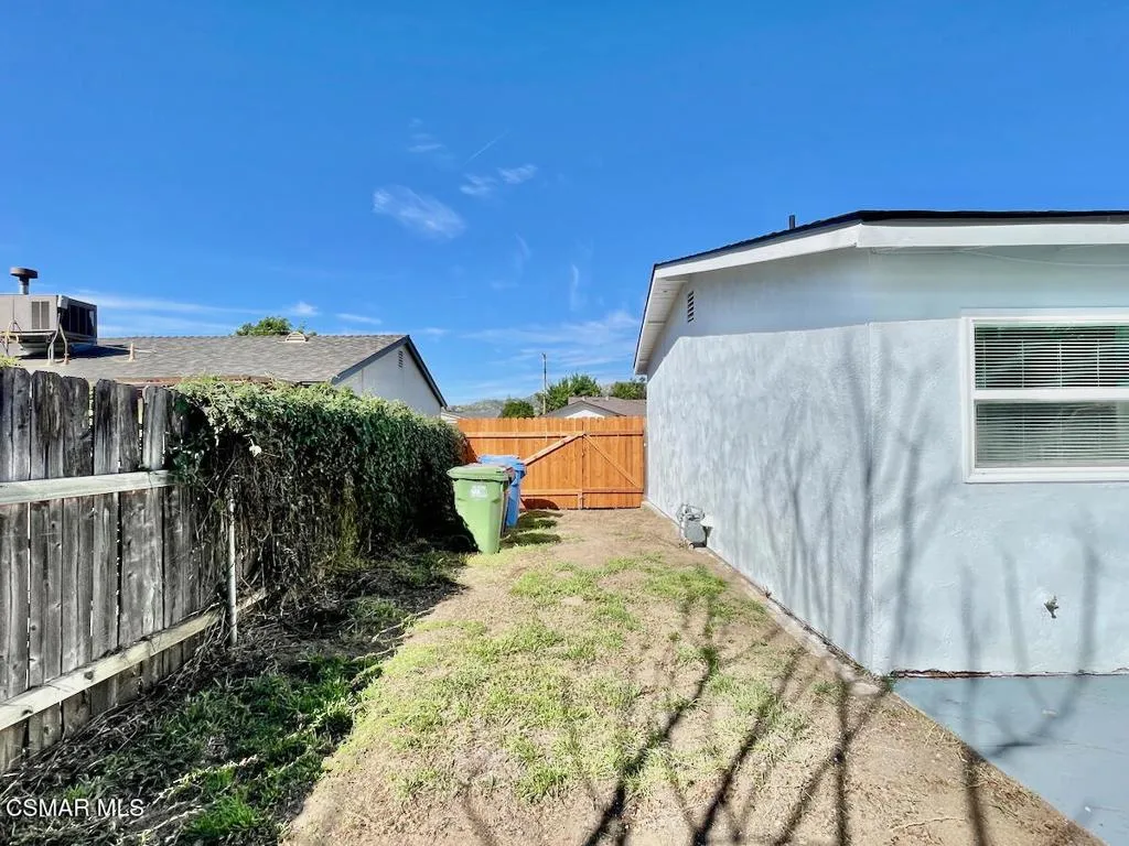 6334 Caroline Avenue, Simi Valley, California 93063 home-pic-27