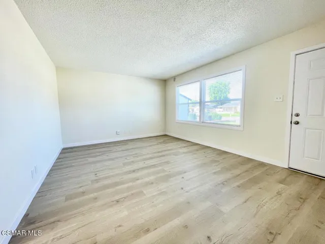 6334 caroline - 6 of 29