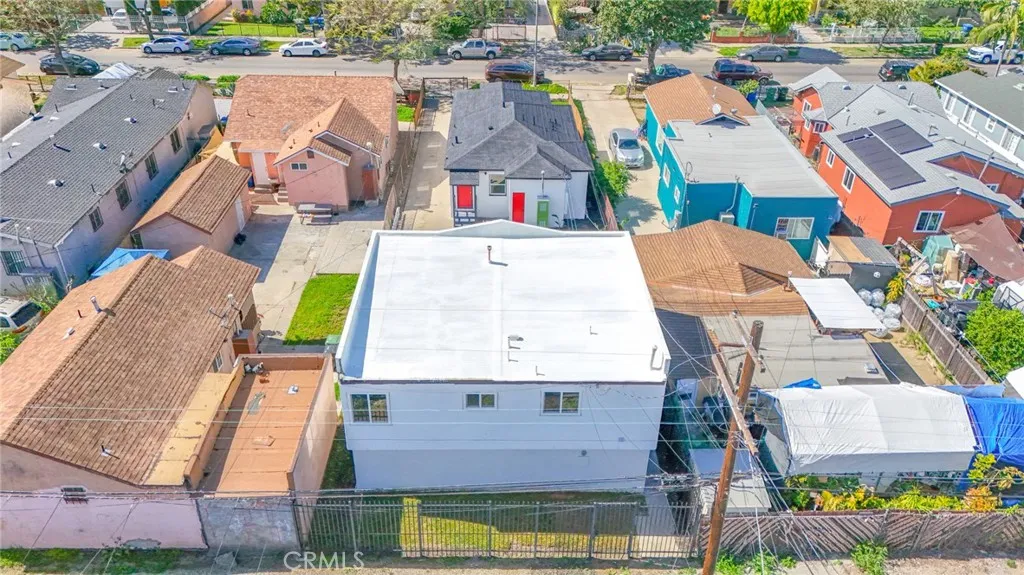8932 Orchard, Los Angeles, California 90044 home-pic-52