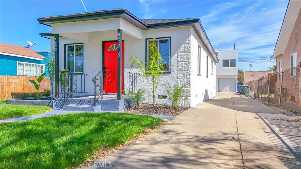 8932 Orchard, Los Angeles, California 90044 home-pic-7