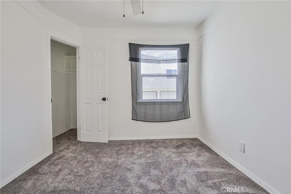 8932 Orchard, Los Angeles, California 90044 home-pic-22