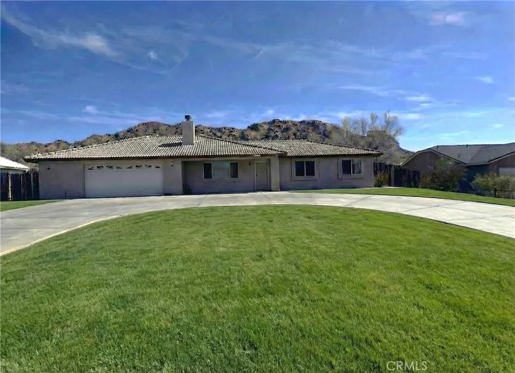 17475 Mesquite, Apple Valley, California 92307 home-pic-1