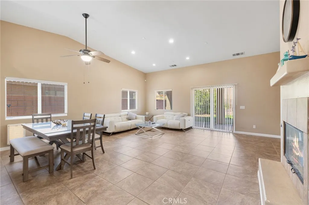 66758 Yucca Drive, Desert Hot Springs, California 92240 home-pic-18