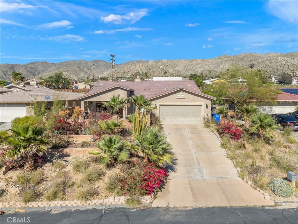 66758 Yucca Drive, Desert Hot Springs, California 92240 home-pic-2