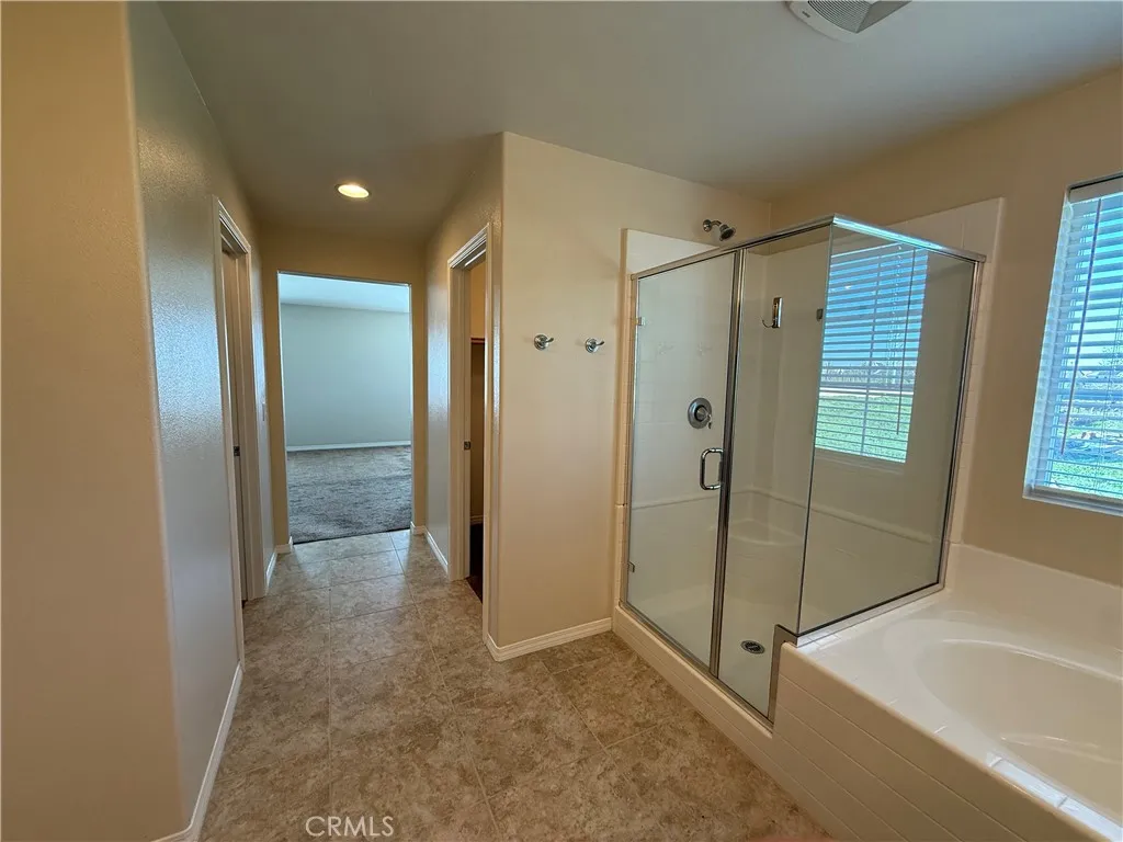 7435 Silver Saddle Ct., Eastvale, California 92880 home-pic-16