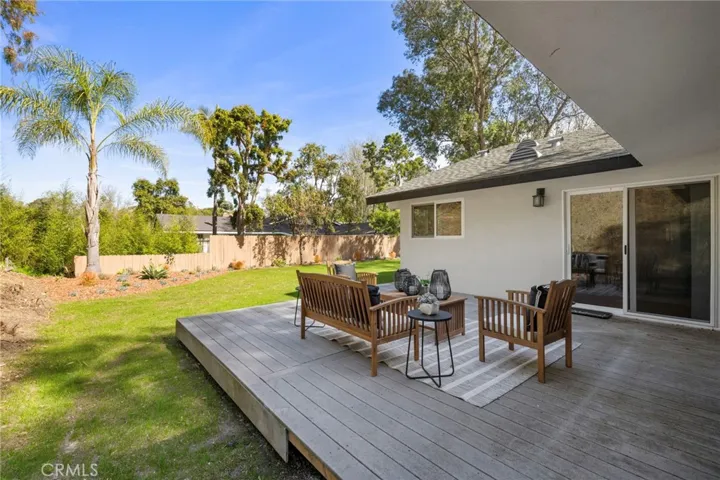 25 Encanto Drive, Rolling Hills Estates, California 90274