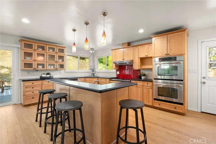 25 Encanto Drive, Rolling Hills Estates, California 90274