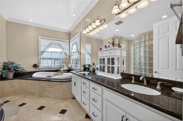41275 Hacienda, Murrieta, California 92562