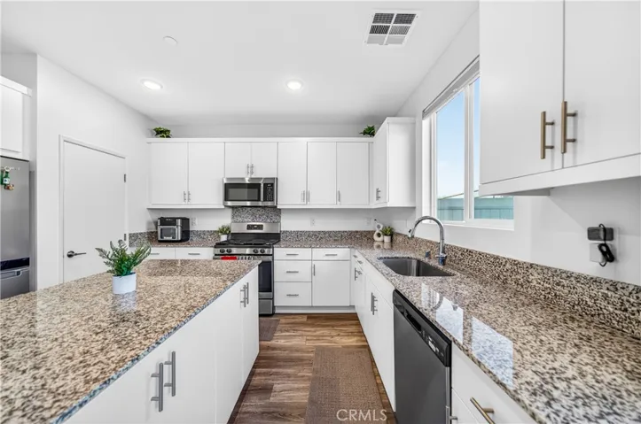 220 Hass, Fallbrook, California 92028