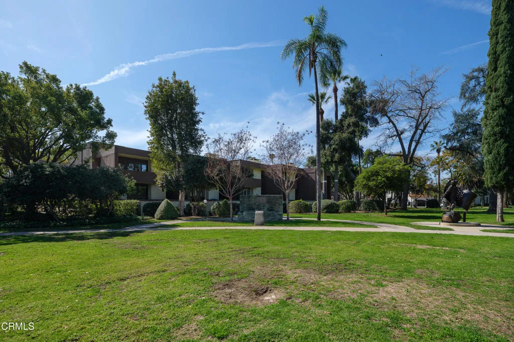 1 S Orange Grove Boulevard 1, Pasadena, California 91105 home-pic-62