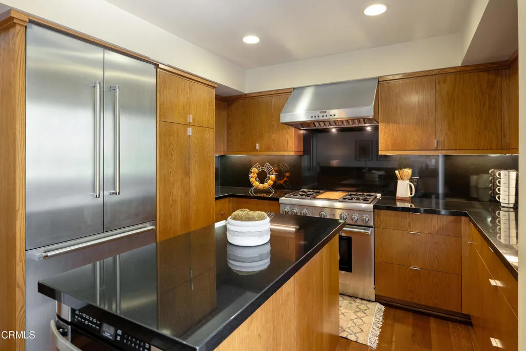 1 S Orange Grove Boulevard 1, Pasadena, California 91105 home-pic-30