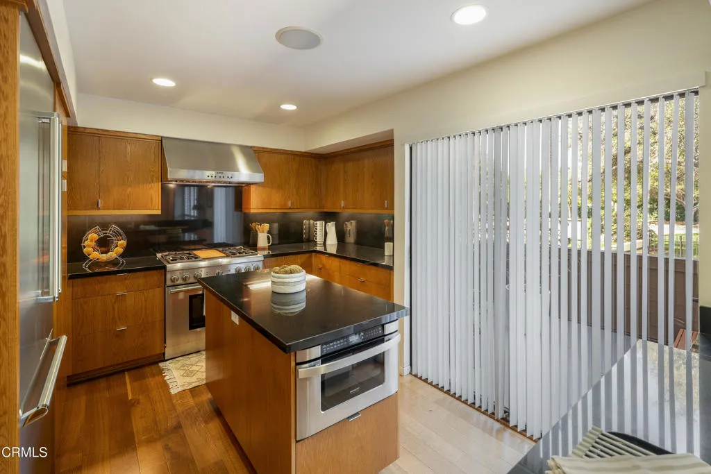 1 S Orange Grove Boulevard 1, Pasadena, California 91105 home-pic-31