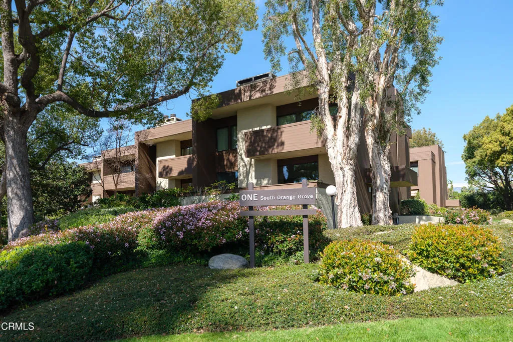 1 S Orange Grove Boulevard 1, Pasadena, California 91105 home-pic-71