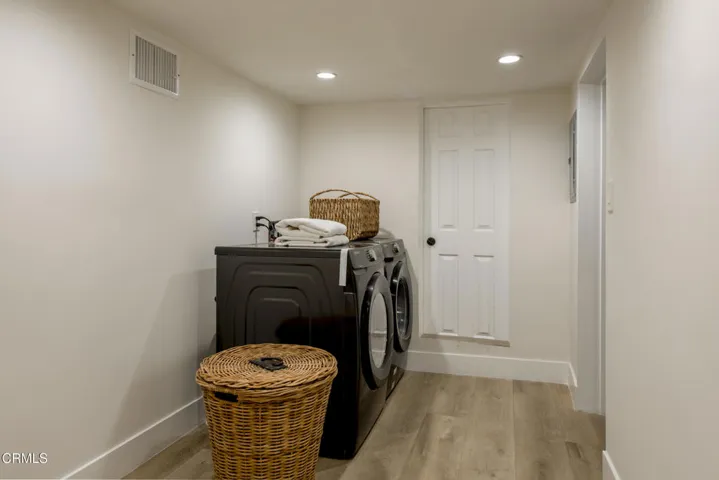guest-suite/ADU: laundry