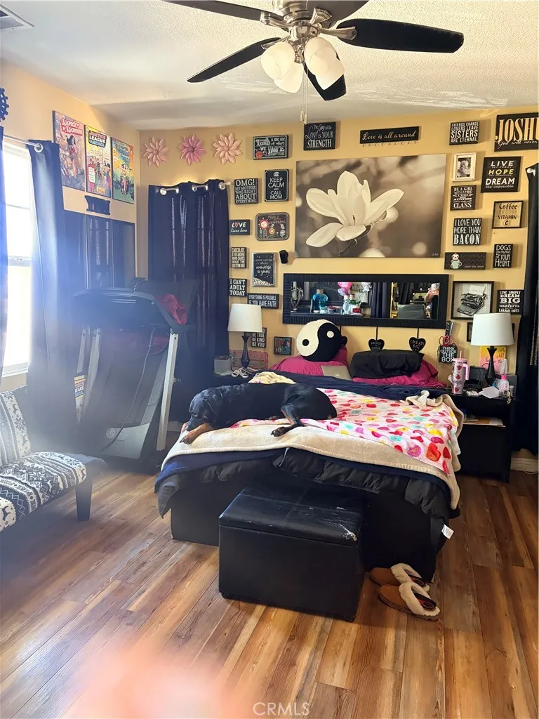 26014 Zaddison Court, Newhall, California 91350 home-pic-11