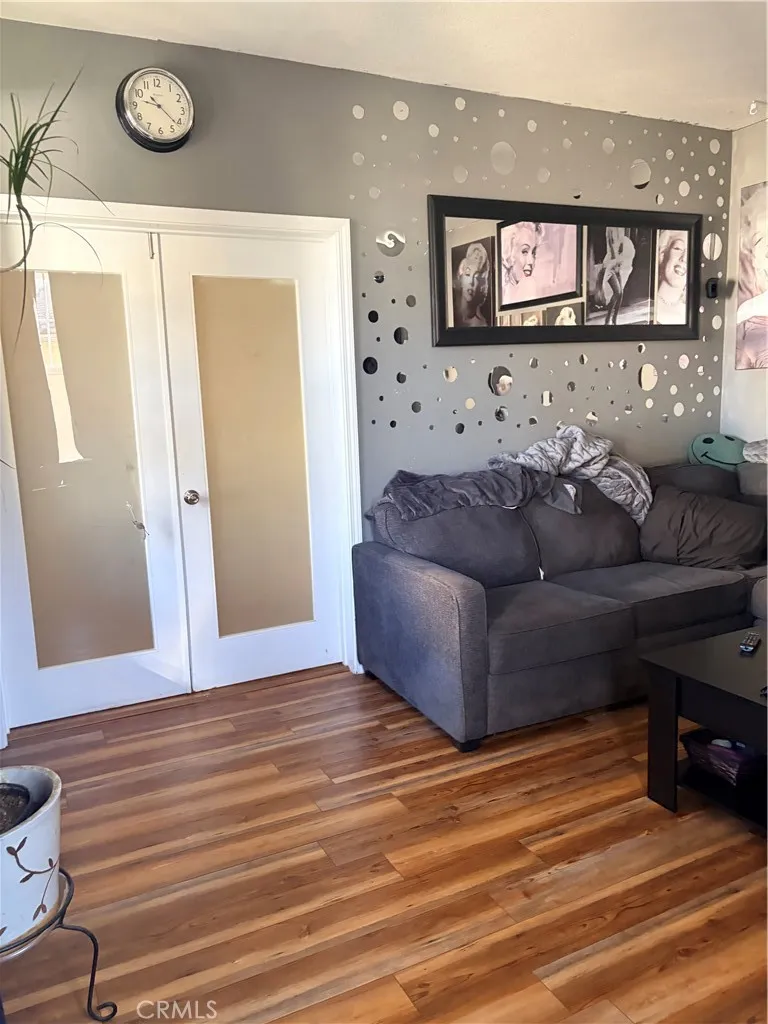 26014 Zaddison Court, Newhall, California 91350 home-pic-9