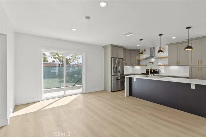 Front House Kitchen #6