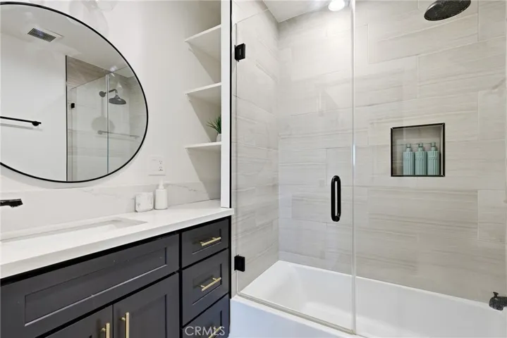 Front House BATH #1