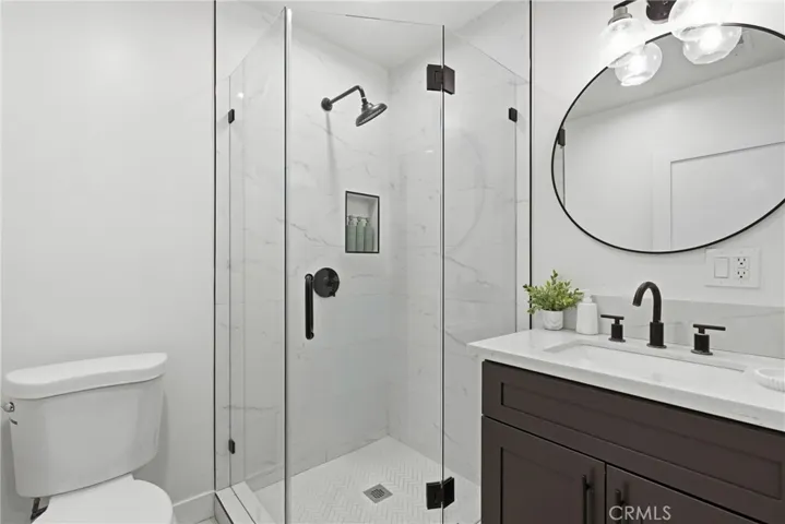 Front House BATH 3 #1