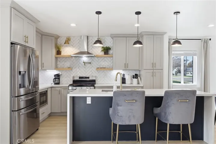 Front House Kitchen #5