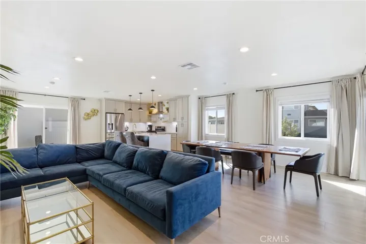 Front House Living #1