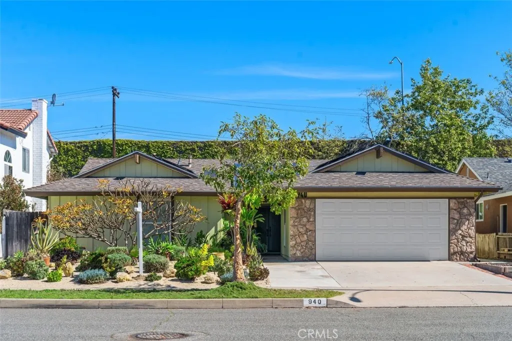 940 Cheyenne, Costa Mesa, California 92626 home-pic-1