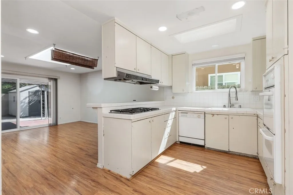 940 Cheyenne, Costa Mesa, California 92626 home-pic-9