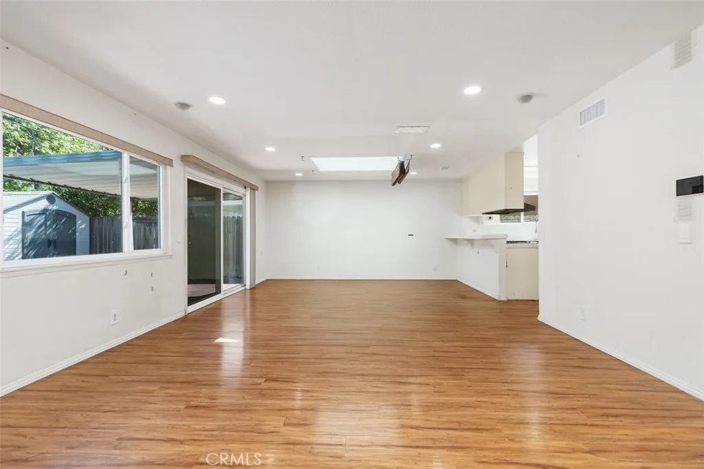 940 Cheyenne, Costa Mesa, California 92626 home-pic-4