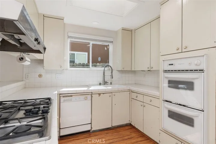 940 Cheyenne, Costa Mesa, California 92626