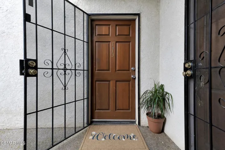 5700 Etiwanda Ave  -  HsHProd-32