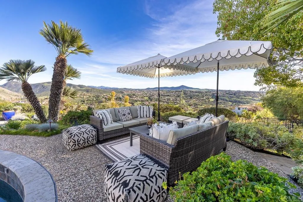 7729 Calle Amanacer, Rancho Santa Fe, California 92067 home-pic-30