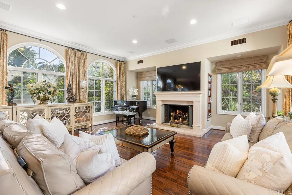 7729 Calle Amanacer, Rancho Santa Fe, California 92067 home-pic-5