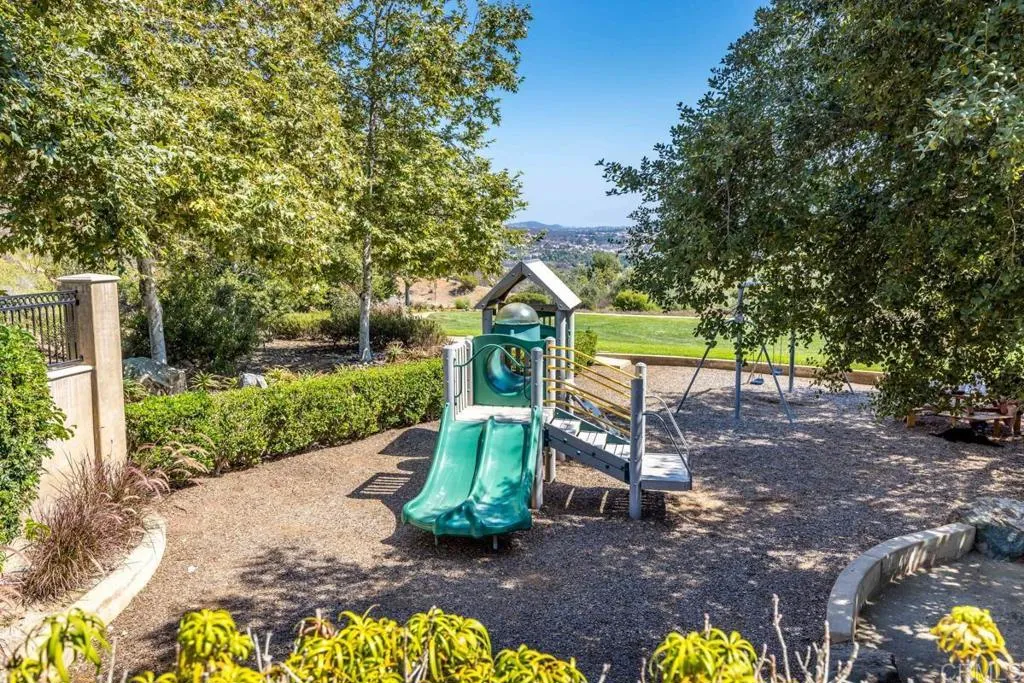 7729 Calle Amanacer, Rancho Santa Fe, California 92067 home-pic-56
