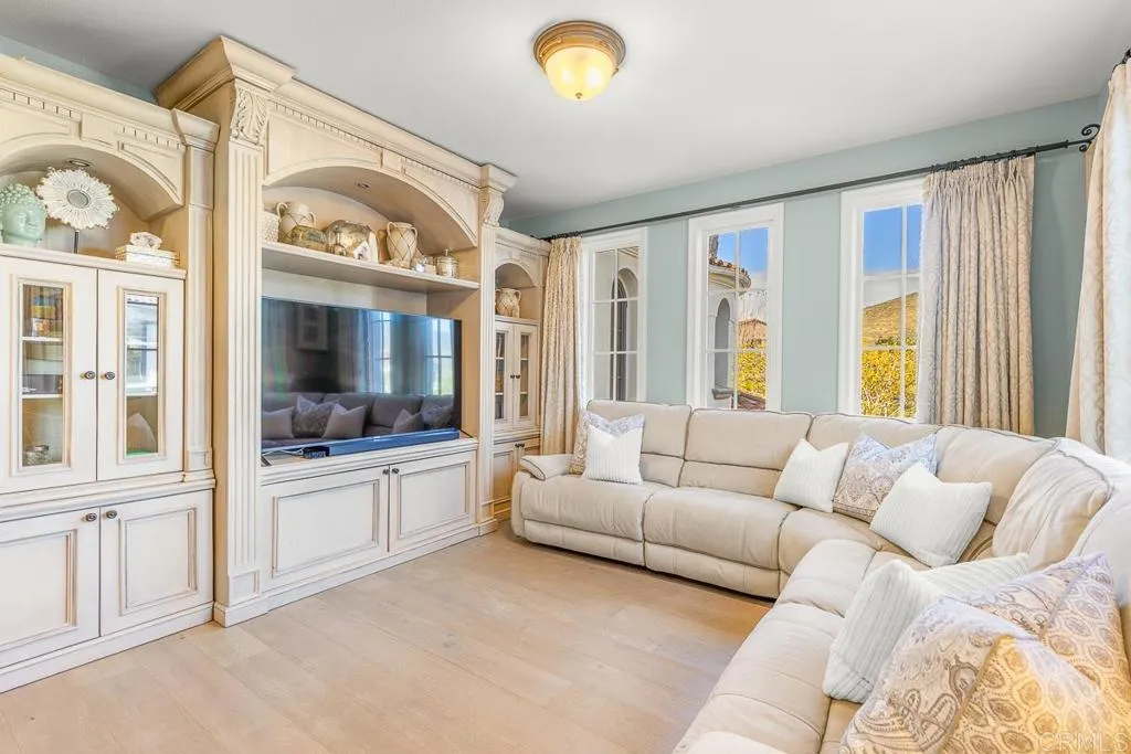 7729 Calle Amanacer, Rancho Santa Fe, California 92067 home-pic-18