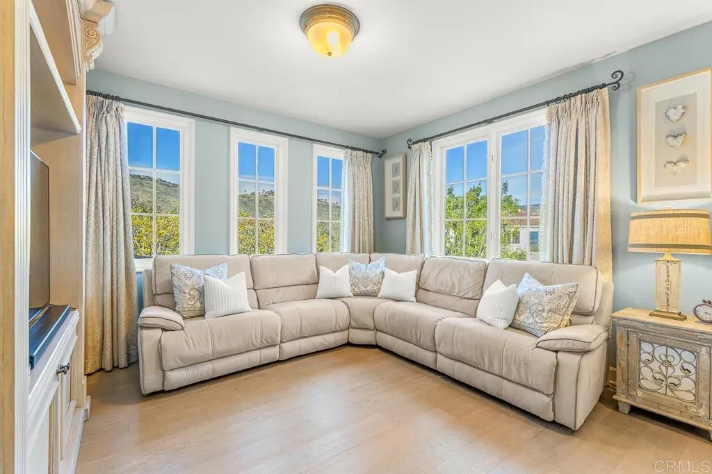 7729 Calle Amanacer, Rancho Santa Fe, California 92067 home-pic-19