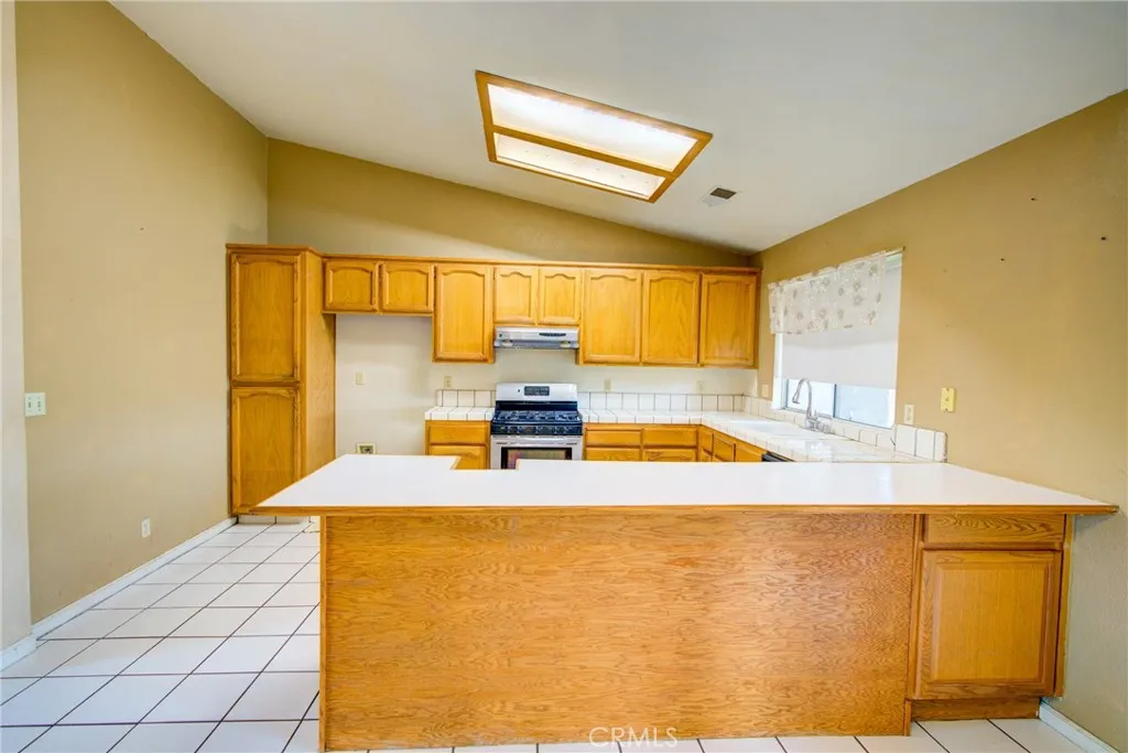 2326 Santos Street, Dos Palos, California 93620 home-pic-8