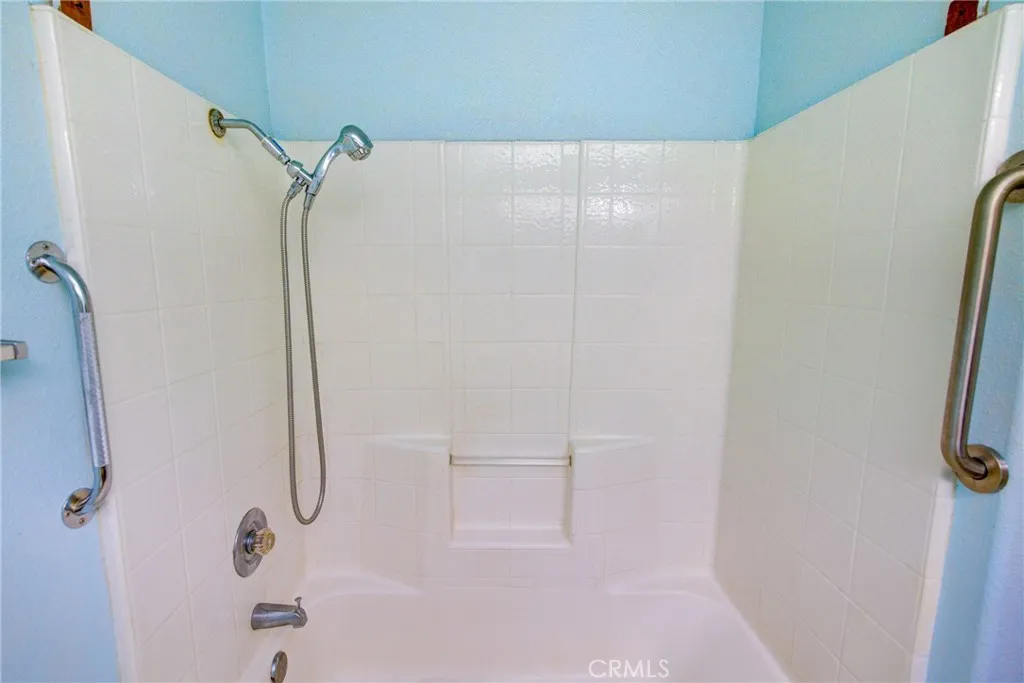 2326 Santos Street, Dos Palos, California 93620 home-pic-13