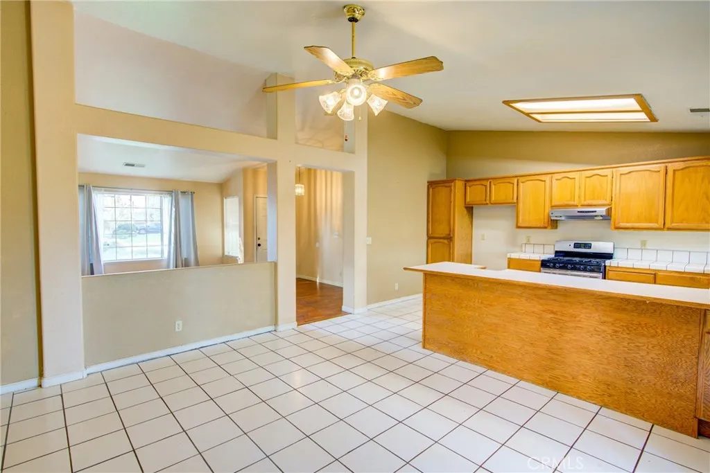 2326 Santos Street, Dos Palos, California 93620 home-pic-7