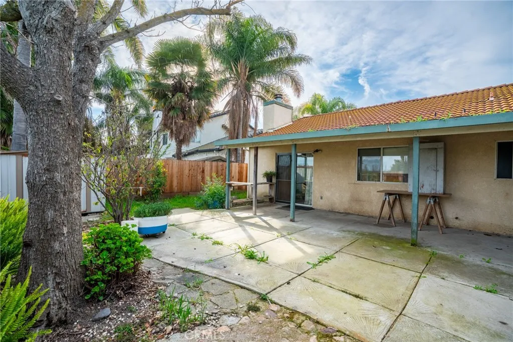 2326 Santos Street, Dos Palos, California 93620 home-pic-23