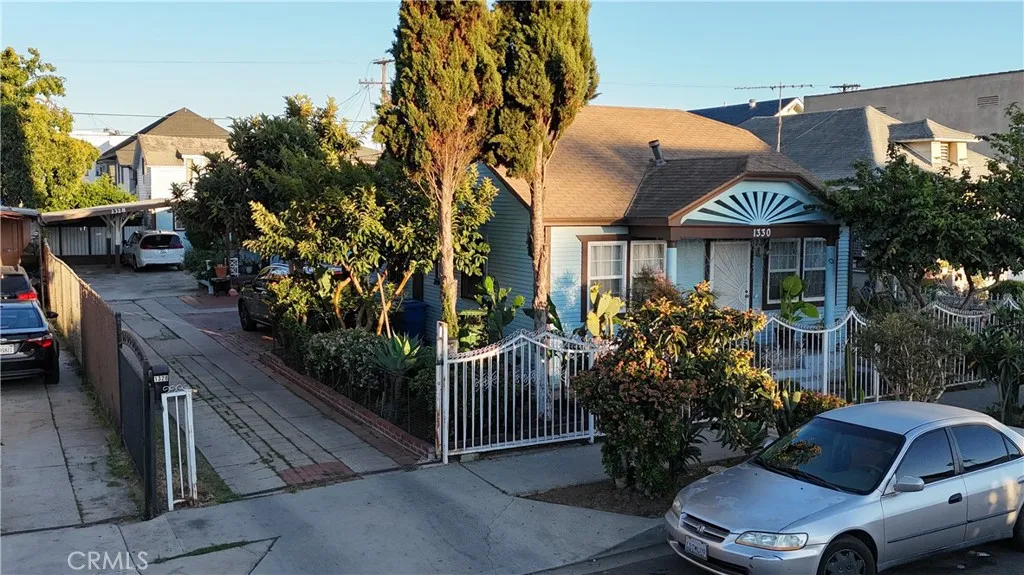 1328 3rd, Los Angeles, California 90019 home-pic-4