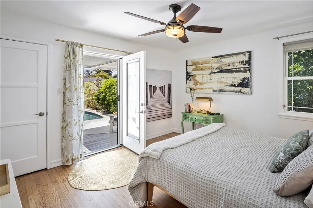 2317 Walgrove, Los Angeles, California 90066 home-pic-40