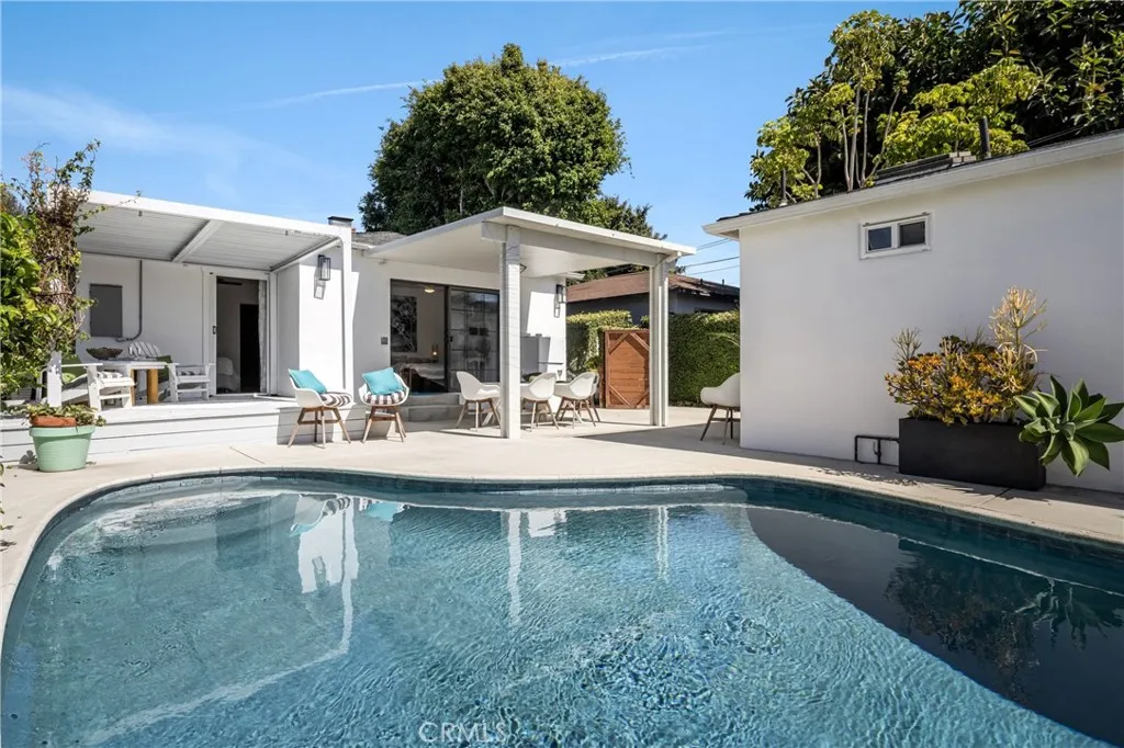 2317 Walgrove, Los Angeles, California 90066 home-pic-29