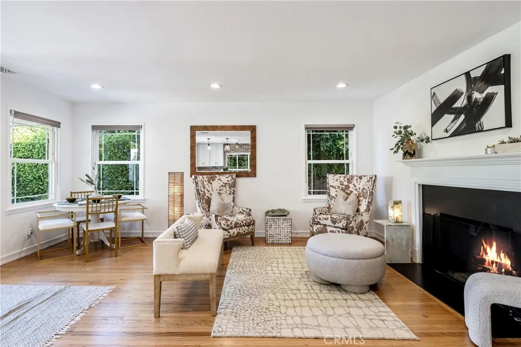 2317 Walgrove, Los Angeles, California 90066 home-pic-8