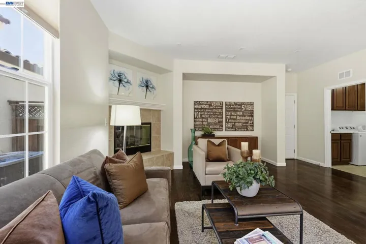 43 W Casita Ln, Mountain House, California 95391