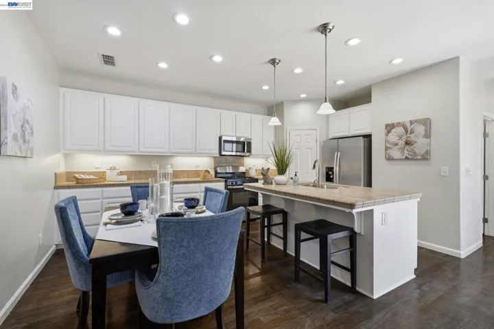43 W Casita Ln, Mountain House, California 95391